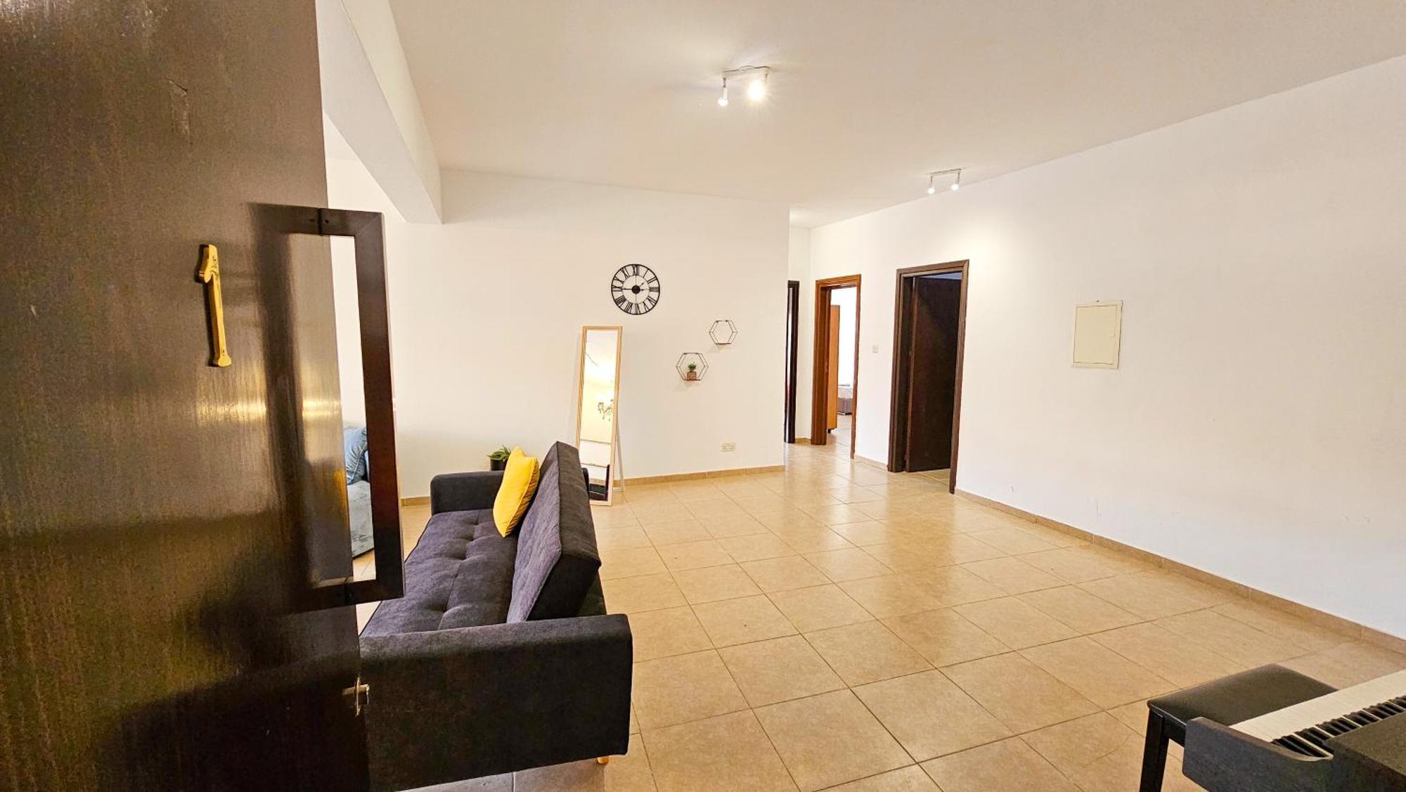 Sky Line City Apartment, 150M From Chabad Lubavitch Ларнака Экстерьер фото